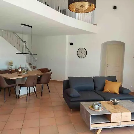 140 M2 4 Etoiles - Parking - Wifi - Clim - Piscine Roquebrune-sur-Argens